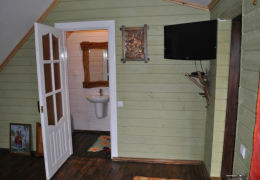 Номер на 2-х, зручності в номері, є тераса