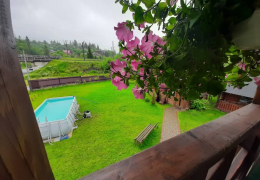 Приватна садиба Діміра - територія