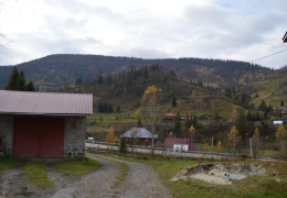 Заїзд на територію 