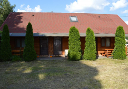 Приватна садиба За Маяком №2