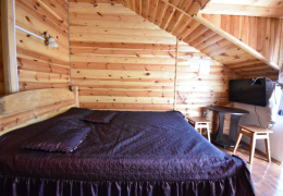 Тримісний номер