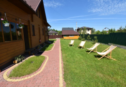 Територія апартаментів Роксена