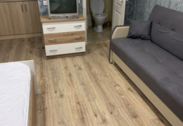 Тримісний + 1 Тримісний + 1