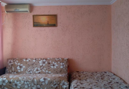 П'ятимісний