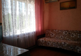 П'ятимісний