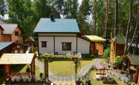 Котедж Батьківська хата