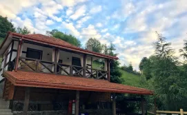 Приватна садиба Рандеву