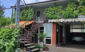 Приватна садиба Біла дача