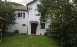 Приватна садиба Вікторія