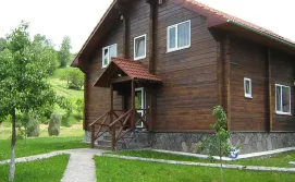 Приватна садиба Озерний край