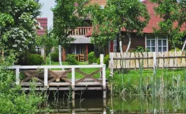 Приватна садиба Гостинне обійстя "ОРНАМЕНТ"