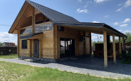 Котедж Wooden House