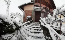 Приватна садиба Затишок в Карпатах