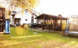 Приватна садиба Захарова оселя