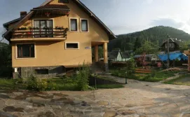 Приватна садиба Прутець