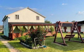 Приватна садиба на березі озера Світязь