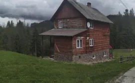 Приватна садиба Родинна оселя