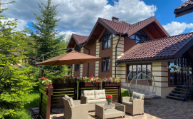 Вілла Гостинний двір апарт-готель