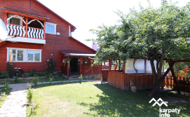 Приватна садиба У Петра та Галини