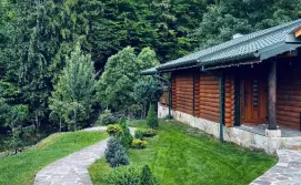 Приватна садиба у Бажанів