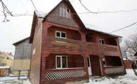 Гостьовий будинок Попівун