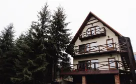 Котедж "Яблуниця"