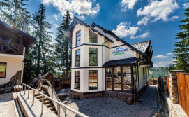 Готель Альпійський