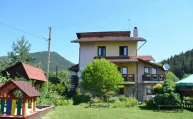 Приватна садиба Арев'євих