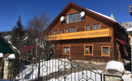 Гостинний двір Лелич