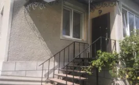 Приватна садиба на Галицькій