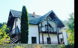 Приватна садиба Olko House