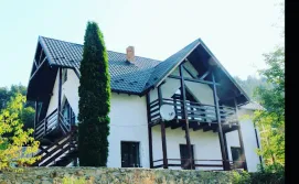 Приватна садиба Olko House