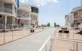 Апартаменти First Line