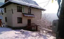 Приватна садиба Завітайко