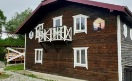 Гостьовий будинок Костел Хаус