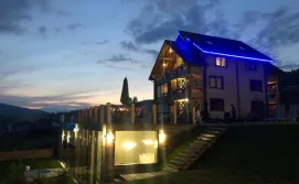 Готель Вище неба