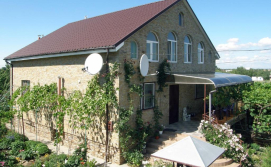 Гостьовий будинок Кам'яний двір