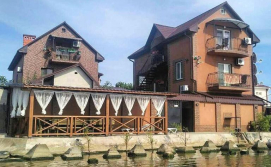 Гостинний двір Лиманский Берег