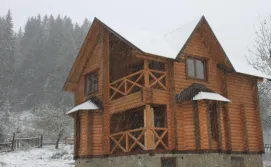 Приватна садиба Казкове Джерело