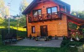 Приватна садиба Біля Річки