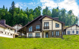 Котедж Golden Chalet