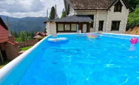 Гостинний двір Mountain White House