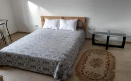 Будинок Біля лісу