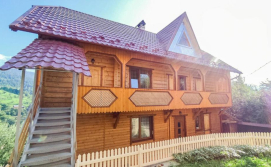 Котедж Біля лісу