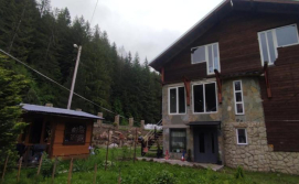 Приватна садиба Шепіт Лісу