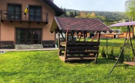 Котедж River House