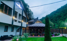 Приватна садиба Шаянське джерело