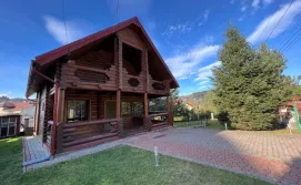 Котедж Forest House