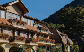 Готель Червона рута