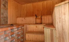 Баня на території садиби Карпатський острівець